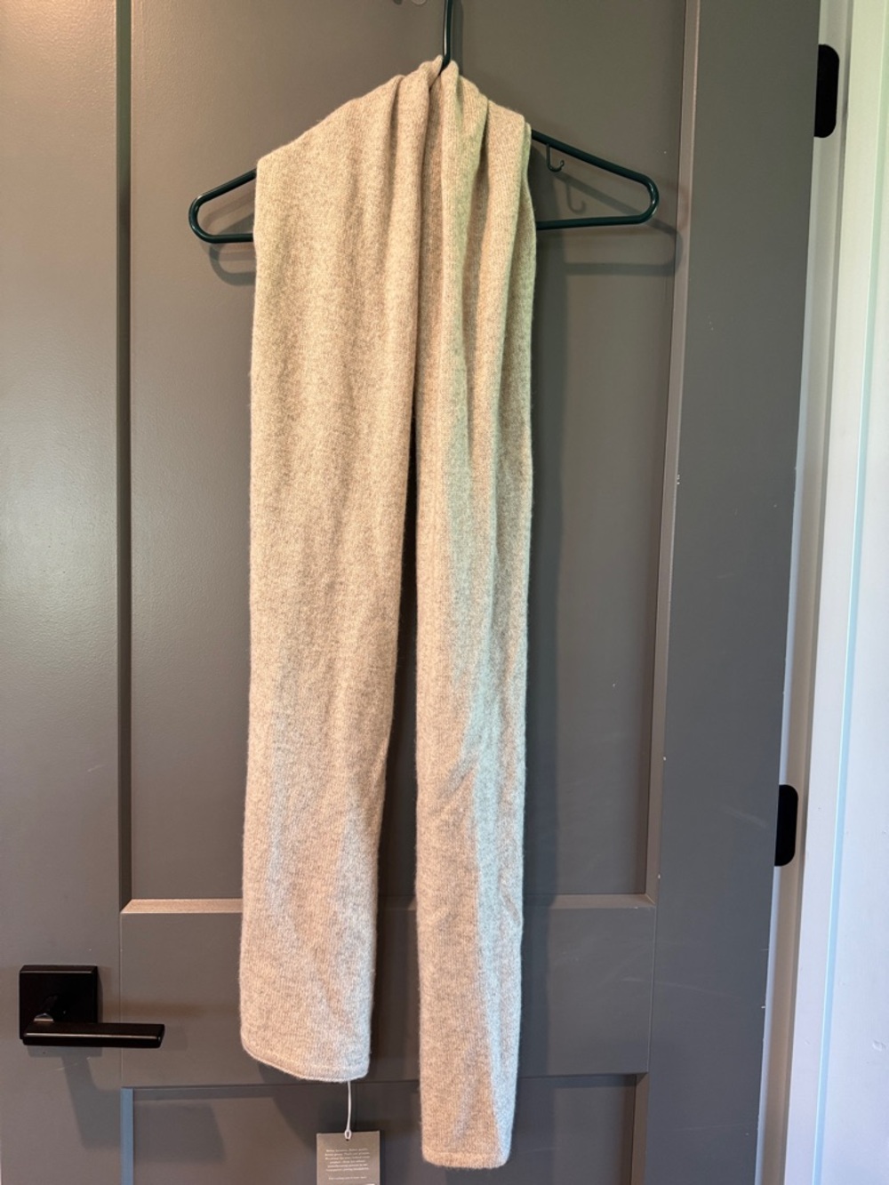 Everlane 100% cashmere scarf beige